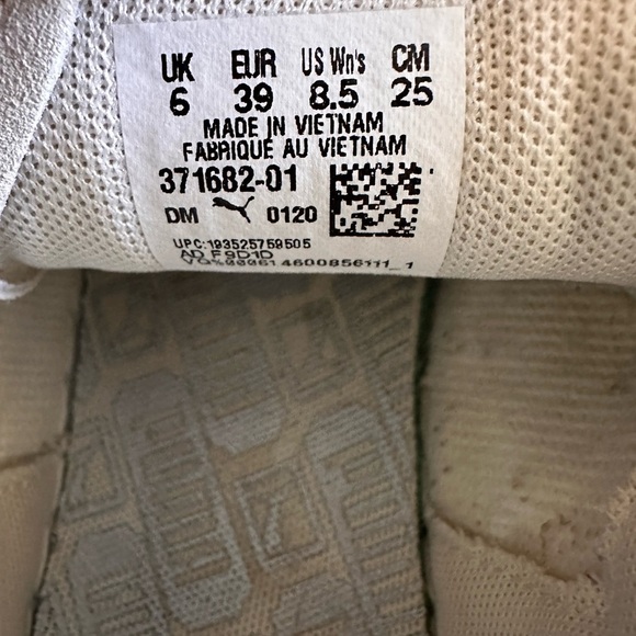 Puma Suede Lace Up Womens Beige Sneakers Shoes w/ color blocking sz 8.5 - Picture 6 of 7